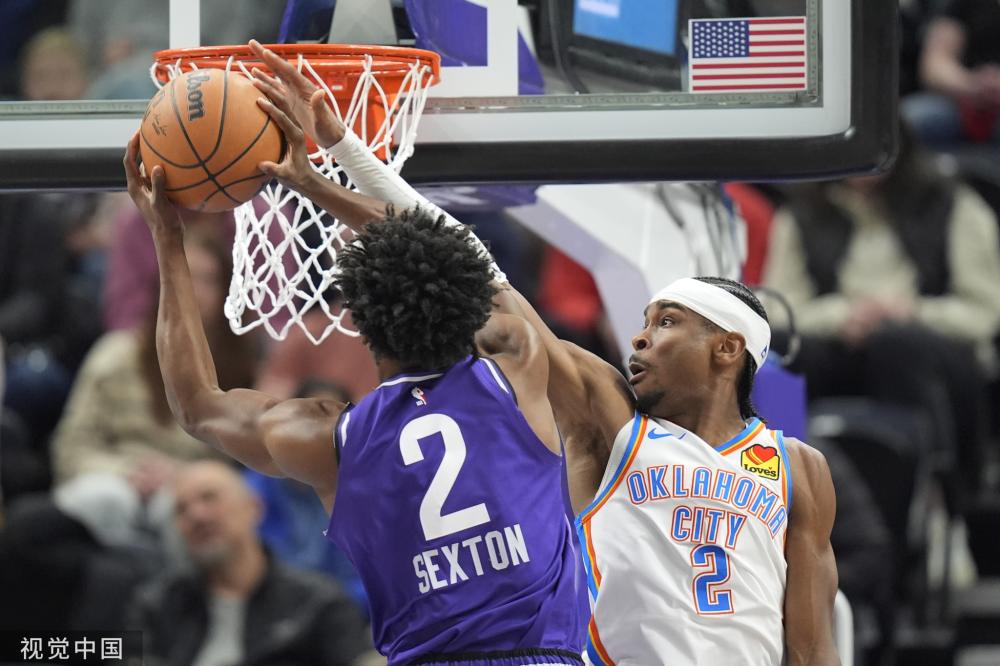 底线相持中 底线相持中